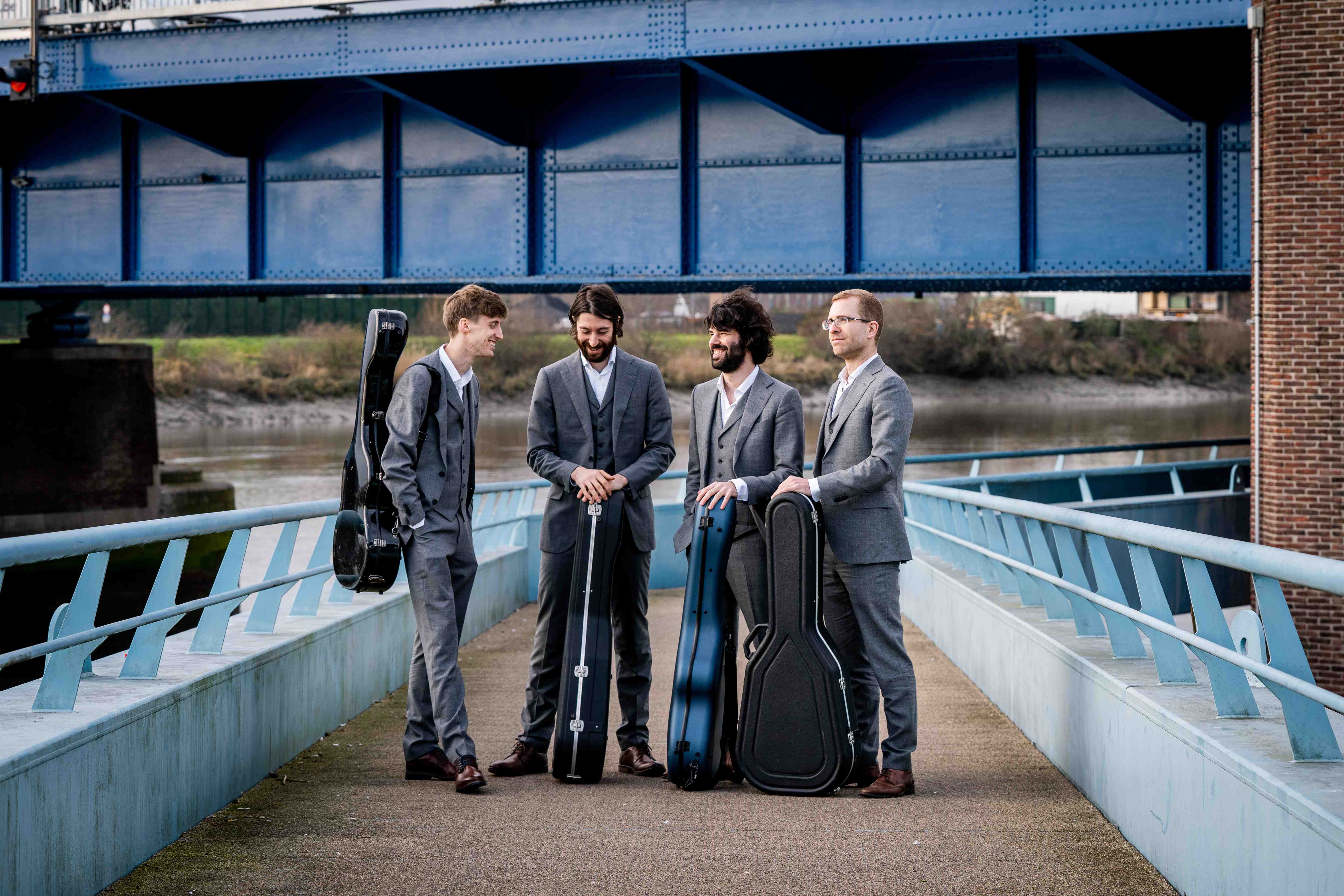 Alors on danse – Four Aces Guitar Quartet